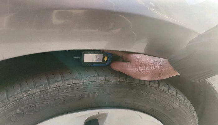 2018 Maruti Celerio VXI CNG, Petrol, Manual, 2,06,748 km, tyre