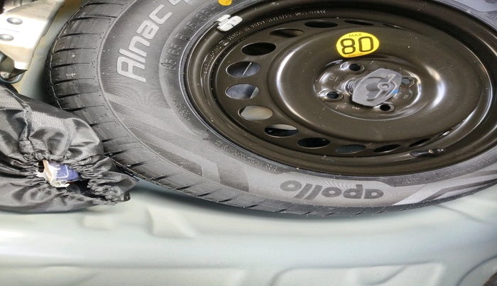 2023 Maruti Baleno ZETA PETROL 1.2, Petrol, Manual, 15,427 km, tyre