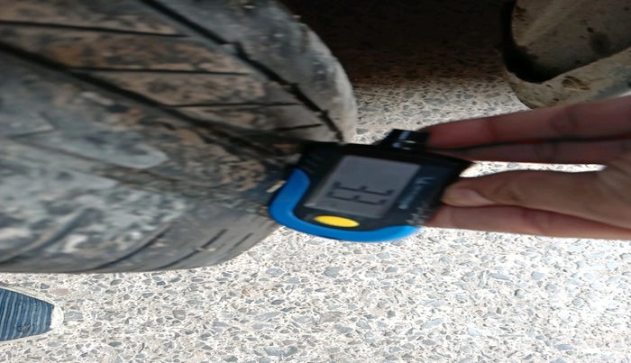 2015 Honda Amaze 1.2L I-VTEC S, Petrol, Manual, 49,995 km, tyre