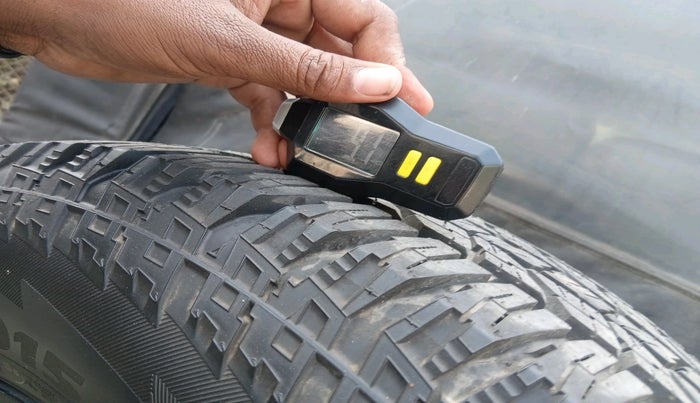 2017 Mahindra Thar CRDE 4X4 AC, Diesel, Manual, 25,041 km, tyre