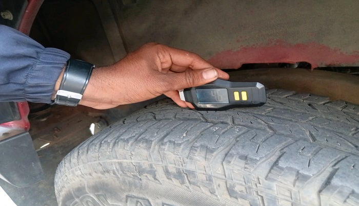 2017 Mahindra Thar CRDE 4X4 AC, Diesel, Manual, 25,041 km, tyre