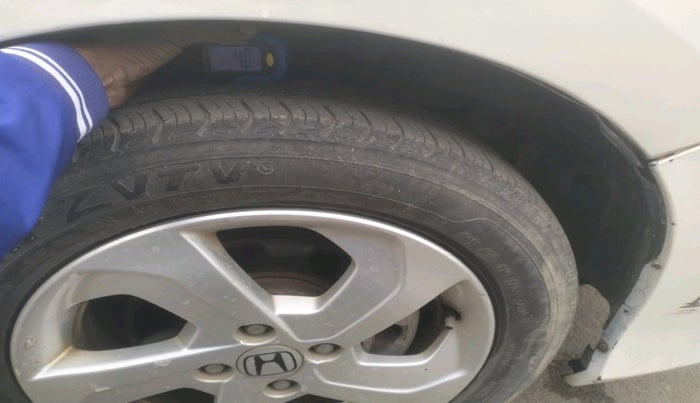 2015 Honda City 1.5L I-VTEC V MT, Petrol, Manual, 89,755 km, tyre