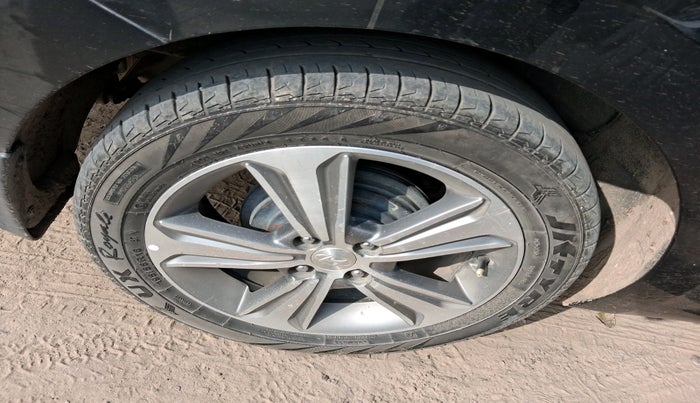 2018 Hyundai Verna 1.6 CRDI SX, Diesel, Manual, 80,951 km, tyre