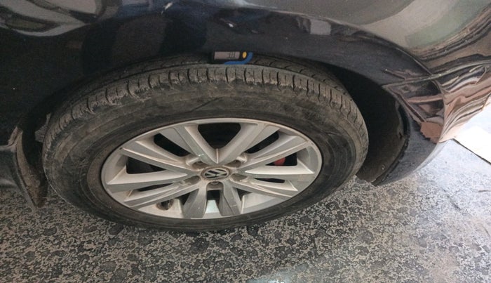 2014 Volkswagen Polo GT TSI AT, Petrol, Automatic, 62,551 km, tyre