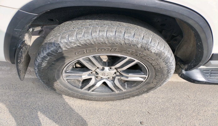 2018 Toyota Fortuner 2.8 4X2 AT, Diesel, Automatic, 1,17,116 km, tyre