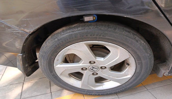 2015 Honda City 1.5L I-VTEC VX, Petrol, Manual, 96,899 km, tyre