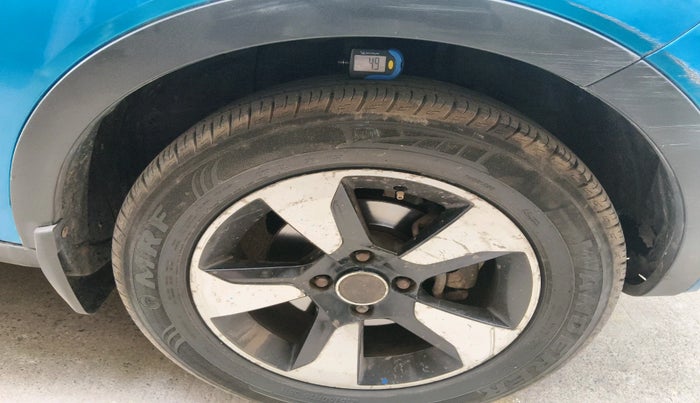 2018 Tata NEXON XZ PLUS DIESEL, Diesel, Manual, 1,21,630 km, tyre