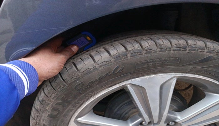 2018 Hyundai Verna 1.6 VTVT SX O, Petrol, Manual, 56,408 km, tyre