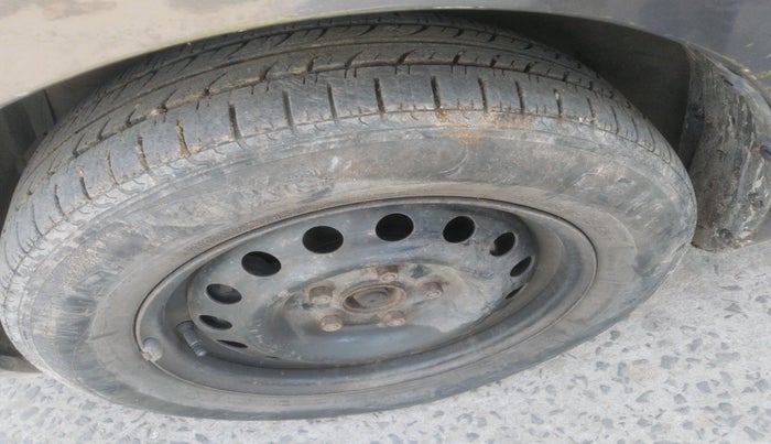 2012 Maruti Ertiga VDI, Diesel, Manual, 84,932 km, tyre