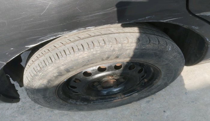 2012 Maruti Ertiga VDI, Diesel, Manual, 84,932 km, tyre