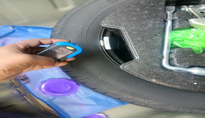 2021 Maruti Ciaz ALPHA 1.5 SHVS PETROL, Petrol, Manual, 48,299 km, tyre