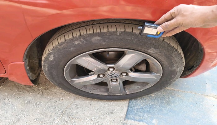 2011 Honda Jazz 1.2 L I-VTEC SELECT, Petrol, Manual, 75,852 km, tyre