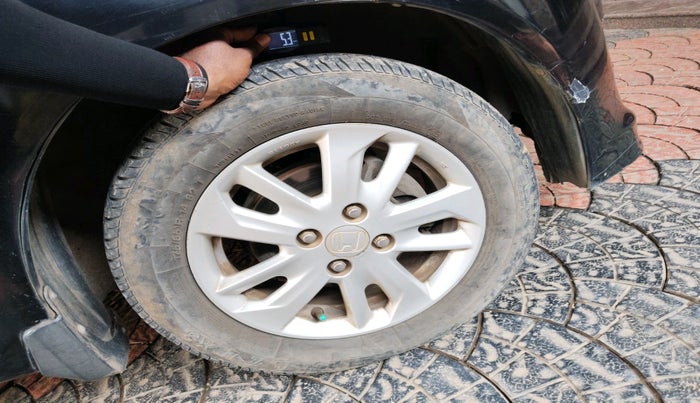 2013 Honda Amaze 1.5L I-DTEC VX, Diesel, Manual, 73,296 km, tyre