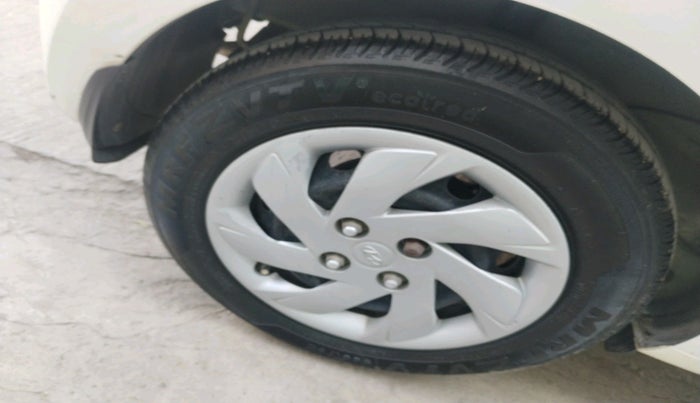 2019 Hyundai NEW SANTRO SPORTZ CNG, Petrol, Manual, 31,593 km, tyre