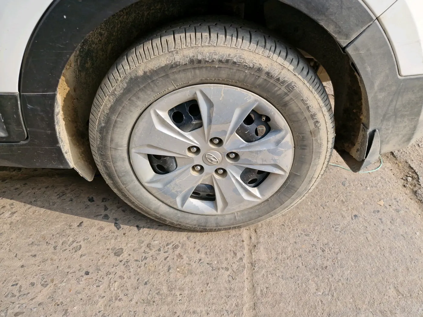 2018 Hyundai Creta E PLUS 1.4 DIESEL, Diesel, Manual, 2,89,076 km, tyre