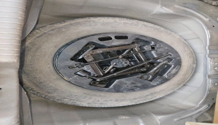 2011 Hyundai i10 SPORTZ 1.2, Petrol, Manual, 58,709 km, tyre