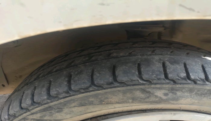 2013 Maruti Alto K10 LXI, Petrol, Manual, 1,00,456 km, tyre