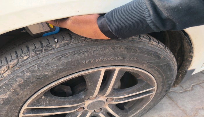 2015 Honda Amaze 1.5L I-DTEC S, Diesel, Manual, 1,02,753 km, tyre