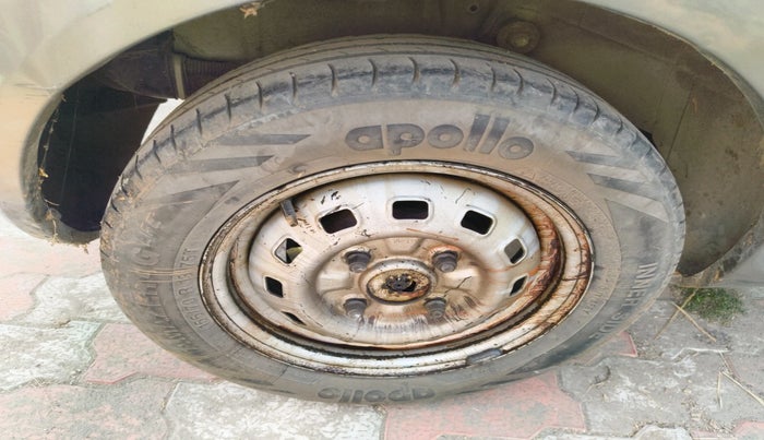 2012 Chevrolet Spark LS 1.0 LPG, Petrol, Manual, 72,900 km, tyre