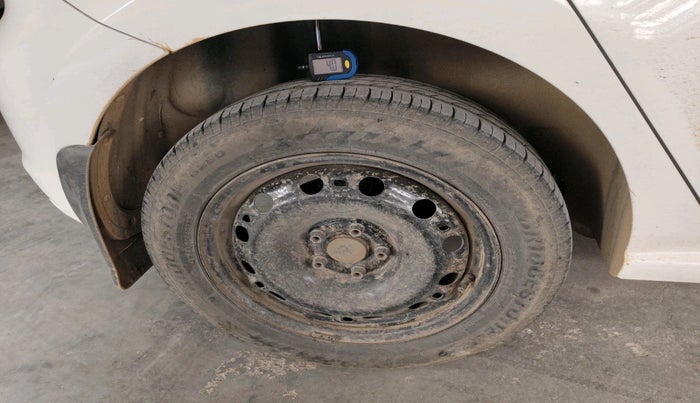 2018 Volkswagen Polo COMFORTLINE 1.0L MPI, Petrol, Manual, 1,25,976 km, tyre