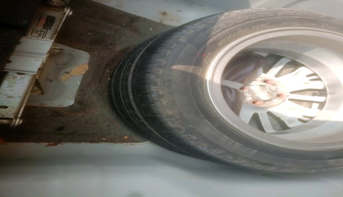 2017 Honda City 1.5L I-DTEC ZX, Diesel, Manual, 1,68,513 km, tyre