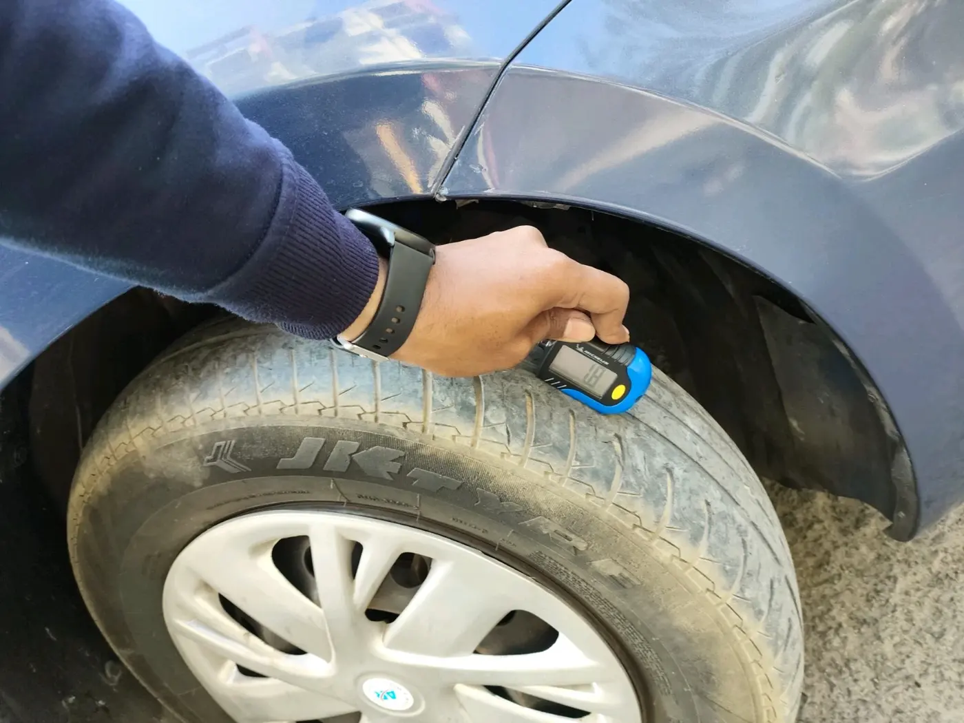 2021 Maruti Dzire VXI, Petrol, Manual, 46,285 km, tyre