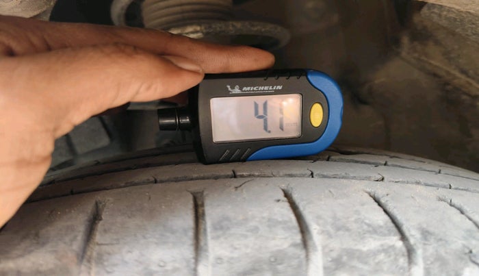 2021 Maruti Baleno ZETA PETROL 1.2, Petrol, Manual, 35,324 km, tyre