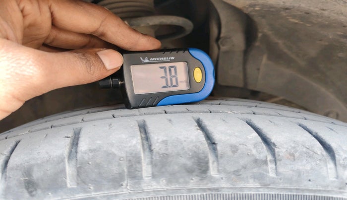 2021 Maruti Baleno ZETA PETROL 1.2, Petrol, Manual, 35,324 km, tyre