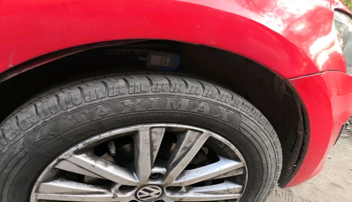 2014 Volkswagen Polo HIGHLINE1.2L, Petrol, Manual, 68,819 km, tyre