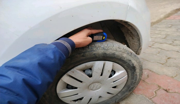 2016 Maruti Alto 800 LXI, Petrol, Manual, 93,749 km, tyre