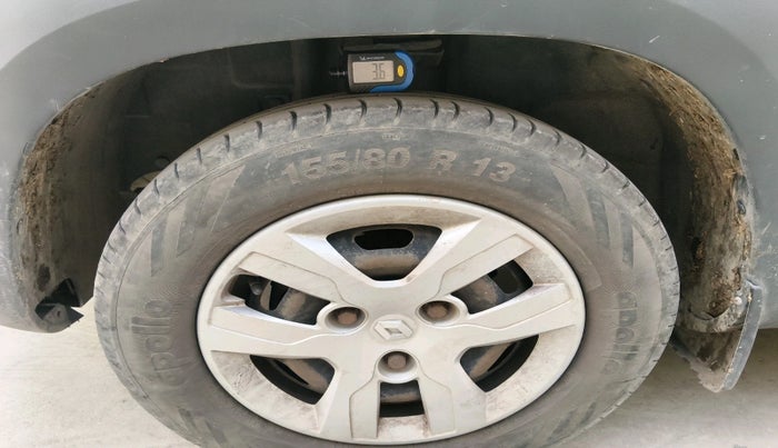 2017 Renault Kwid RXT 1.0 AMT (O), Petrol, Automatic, 1,46,838 km, tyre