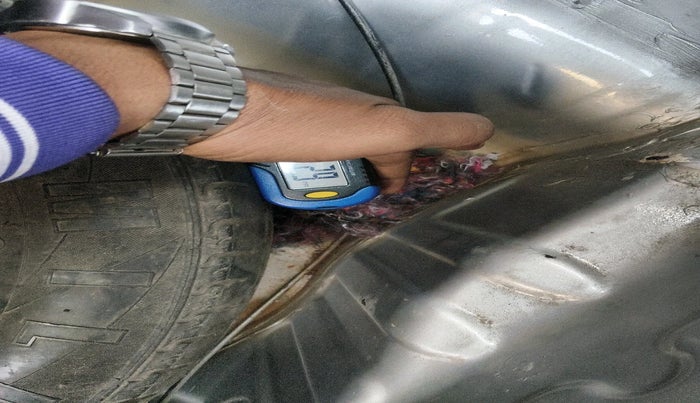 2017 Renault Kwid RXT 1.0 AMT (O), Petrol, Automatic, 1,46,838 km, tyre