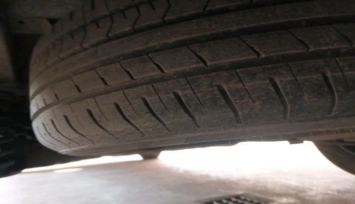 2023 KIA CARENS PRESTIGE 1.5 PETROL 7 STR, Petrol, Manual, 17,368 km, tyre