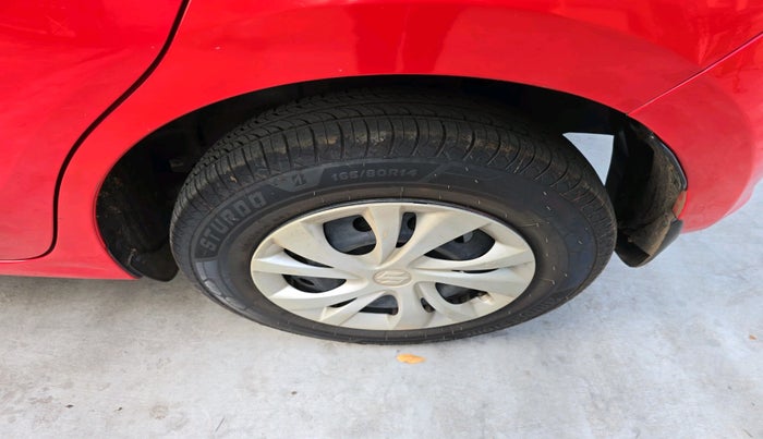 2018 Maruti Swift VXI AMT, Petrol, Automatic, 53,488 km, tyre