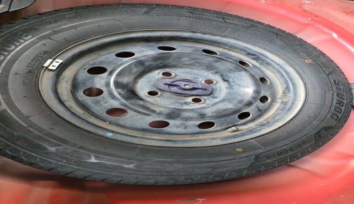 2018 Maruti Swift VXI AMT, Petrol, Automatic, 53,488 km, tyre