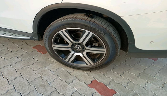 2021 Mercedes Benz GLC COUPE 300d 4MATIC, Diesel, Automatic, 37,945 km, tyre