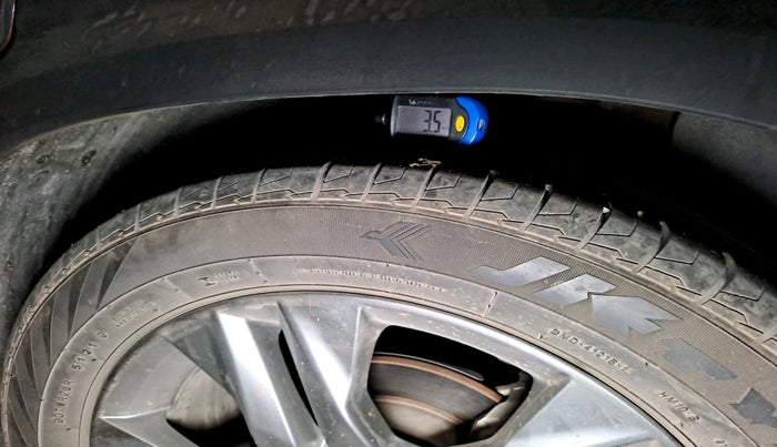 2022 KIA SELTOS HTX 1.5 PETROL, Petrol, Manual, 39,547 km, tyre