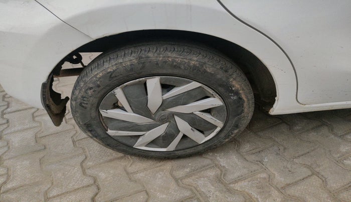 2019 Datsun Go T, Petrol, Manual, 66,627 km, tyre