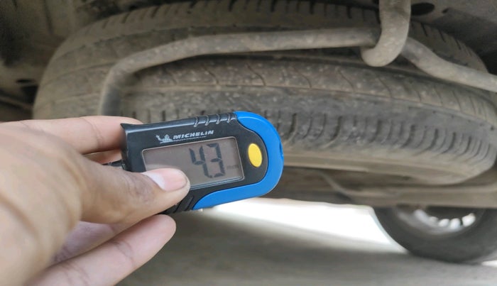 2019 Maruti Ertiga ZDI+ 1.5, Diesel, Manual, 1,20,390 km, tyre