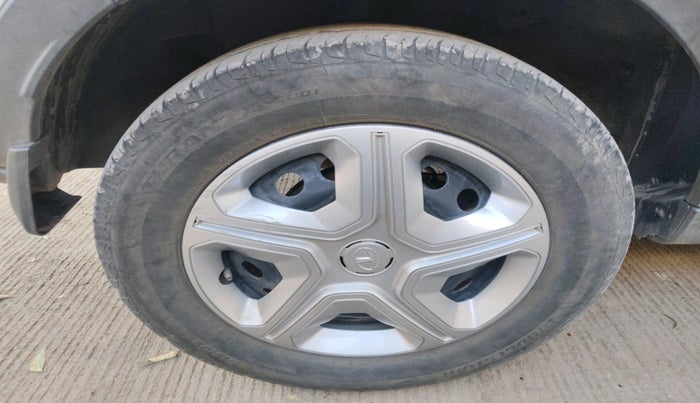 2021 Tata NEXON XMA SUNROOF PETROL, Petrol, Automatic, 44,291 km, tyre