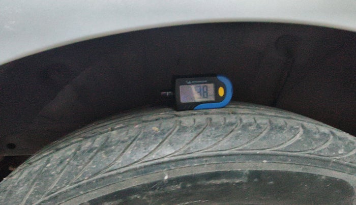 2012 Hyundai i20 SPORTZ 1.4 AT, Petrol, Automatic, 32,291 km, tyre