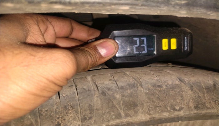 2023 KIA SONET HTK PLUS 1.2, Petrol, Manual, 31,290 km, tyre