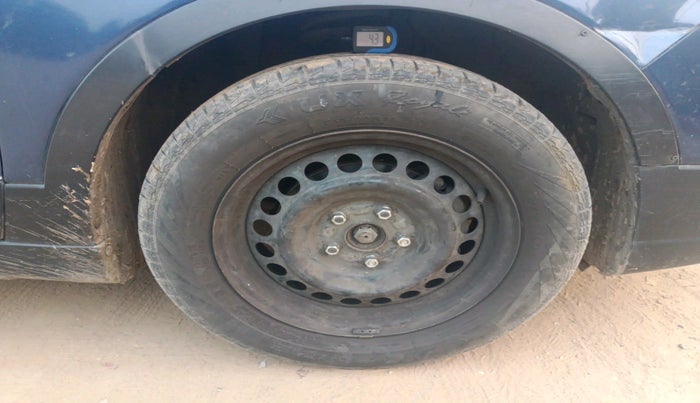 2017 Maruti S Cross DELTA 1.3, Diesel, Manual, 1,69,213 km, tyre