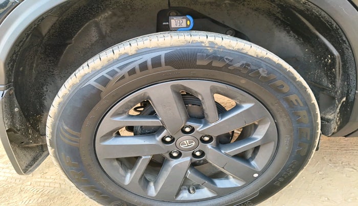 2023 Tata Harrier XT PLUS 2.0L KRYOTEC DARK EDITON, Diesel, Manual, 35,540 km, tyre