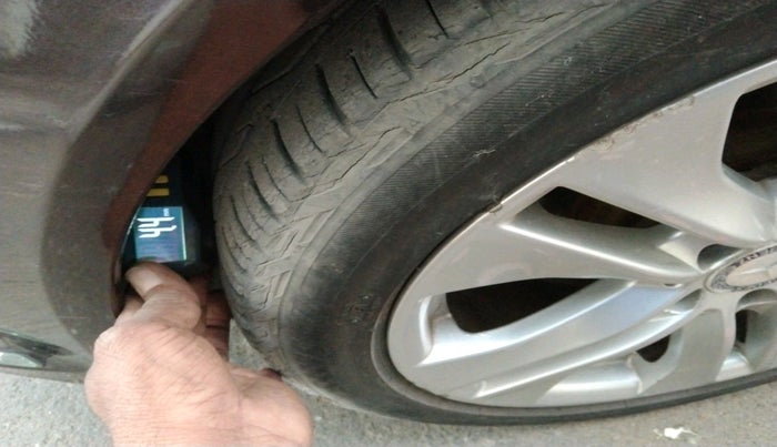 2012 Mercedes Benz C Class C250 CDI AT AVANTGARDE, Diesel, Automatic, 65,637 km, tyre