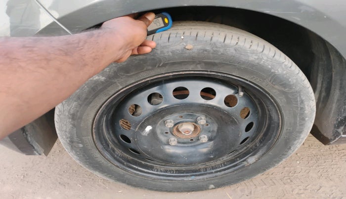 2023 Tata ALTROZ XM PLUS PETROL, Petrol, Manual, 22,112 km, tyre