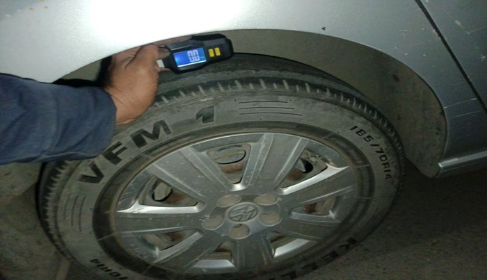 2011 Volkswagen Vento TRENDLINE DIESEL 1.6, Diesel, Manual, 1,91,005 km, tyre