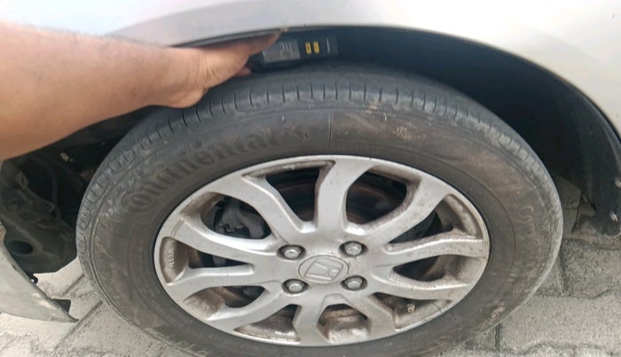 2013 Honda Amaze 1.2L I-VTEC VX, Petrol, Manual, 87,742 km, tyre