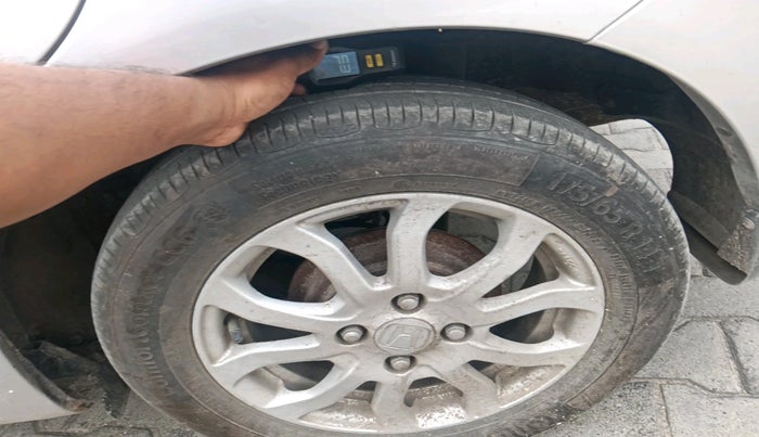 2013 Honda Amaze 1.2L I-VTEC VX, Petrol, Manual, 87,742 km, tyre