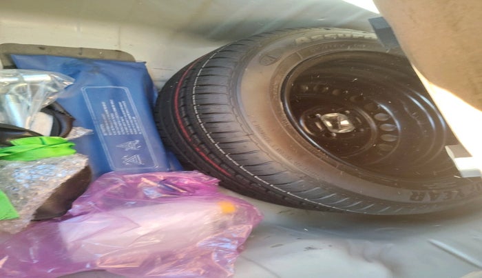 2024 Honda City 1.5L I-VTEC ZX, Petrol, Manual, 26,323 km, tyre